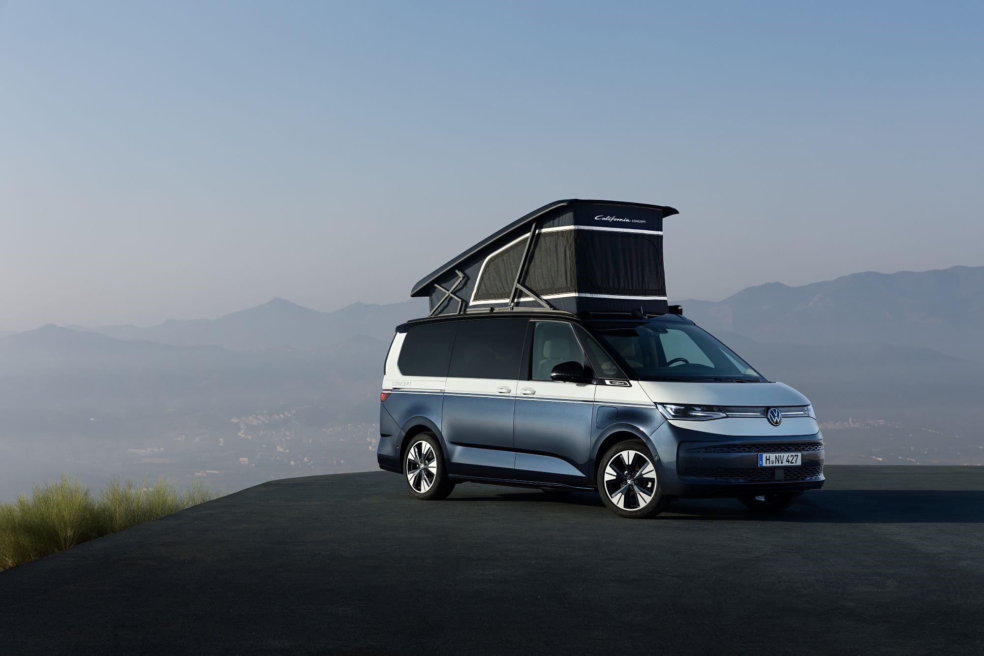 Automobile - Camping-car. Volkswagen présente son van du futur : le  California Concept